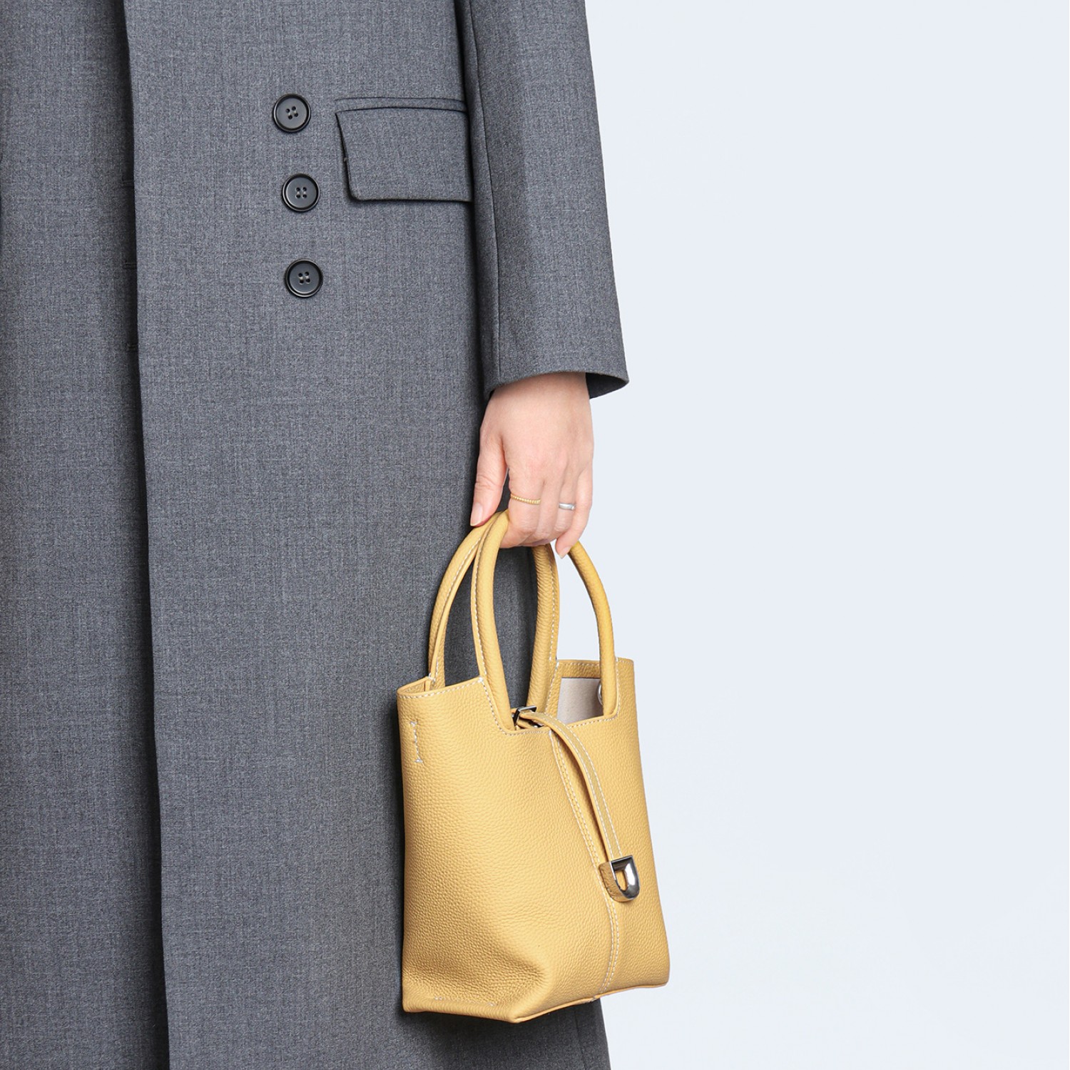2025 New Clutch Yellow Bag